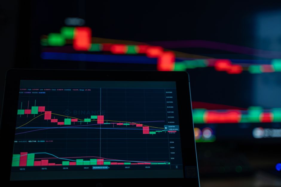 Bitcoin’s Stress Test: Macro Pressures and the Strategy NAV Crisis