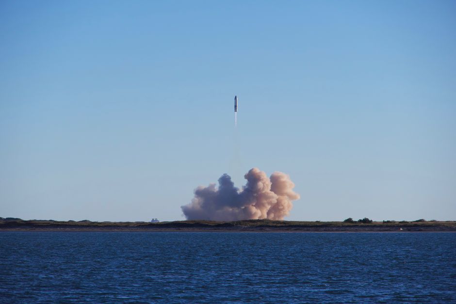 SpaceX’s $75B IPO: Bridging Nasdaq and Blockchain Markets