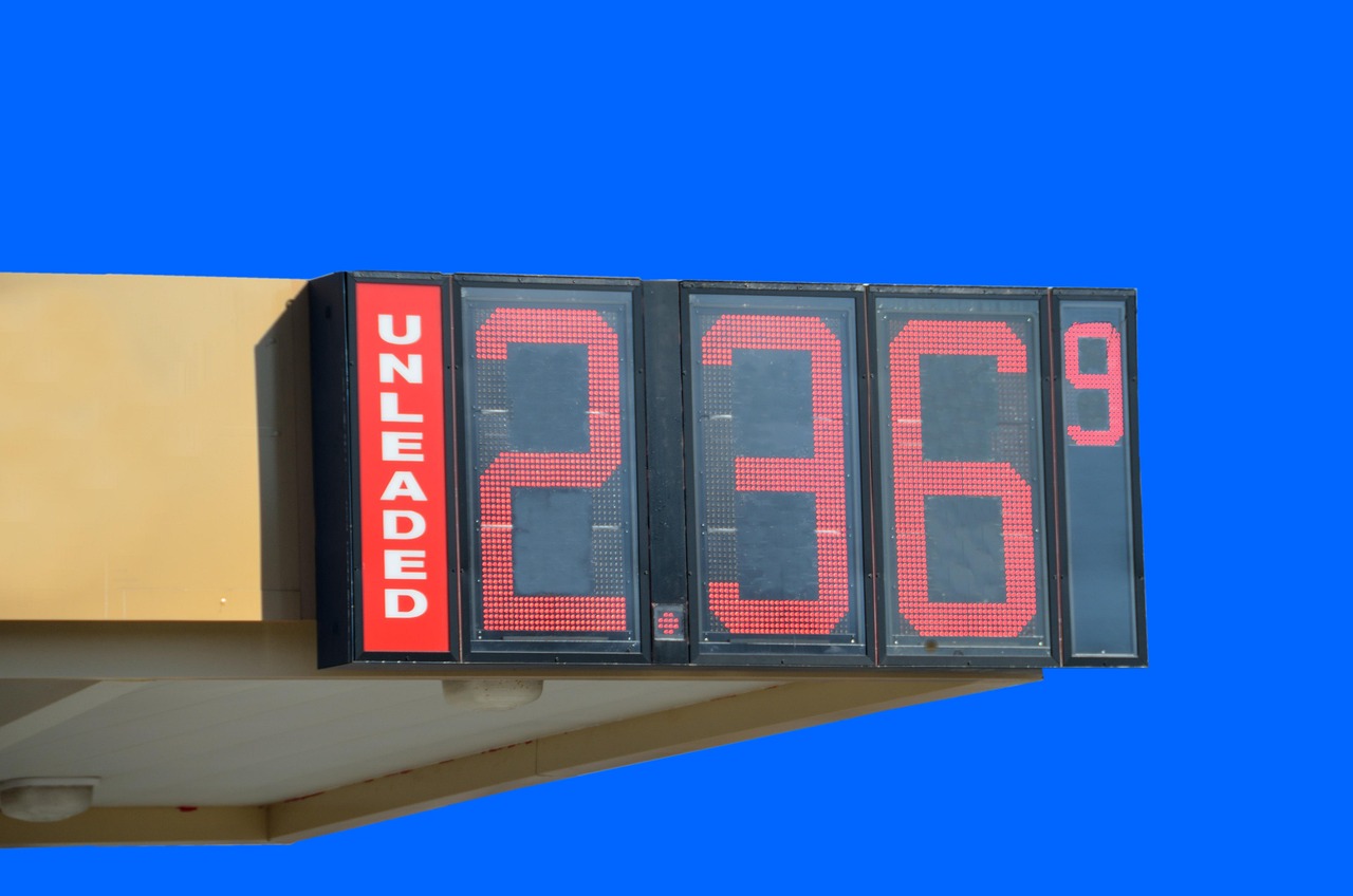US Gas Prices Hit $3.83 as Middle East Conflict Ignites Oil Surge